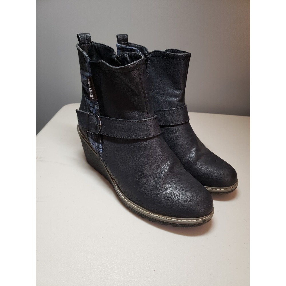 Muk Luks Black With Blue Plaid Bootie Women's Size 10